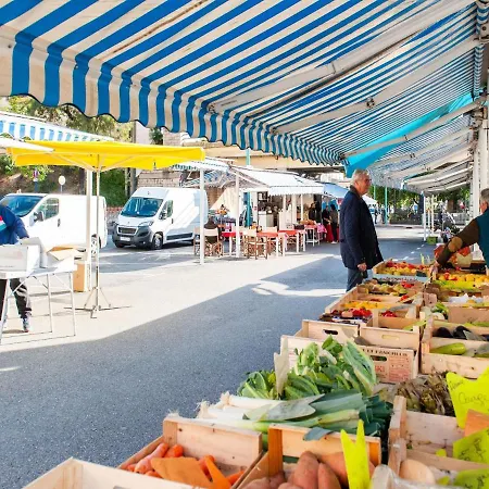 In With Balcony Terrace Apartment