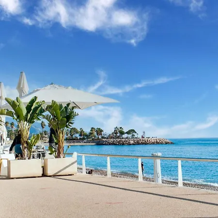 In With Balcony Terrace Apartment