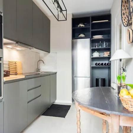 In With Balcony Terrace *