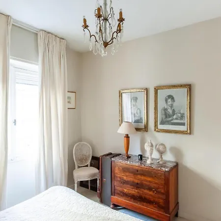 In With Balcony Terrace Apartment