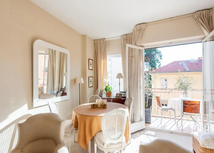 Apartamento In With Balcony Terrace Menton