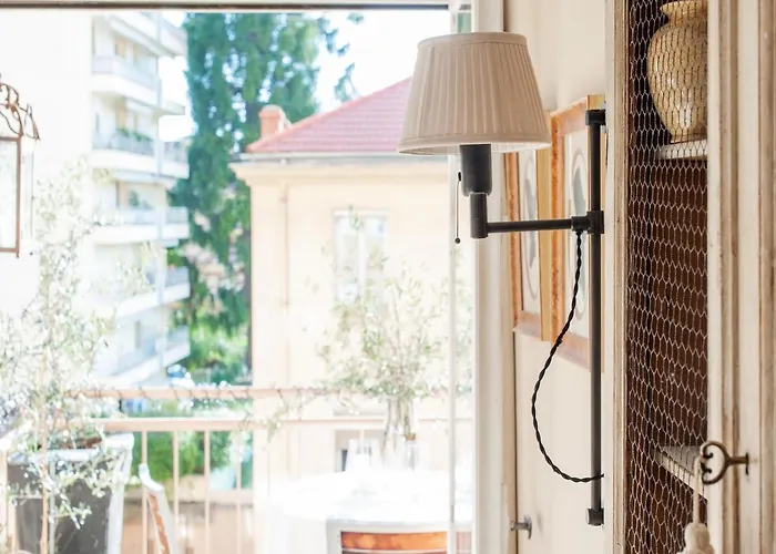 In With Balcony Terrace