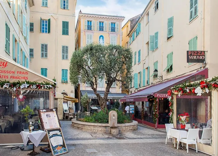 In With Balcony Terrace *