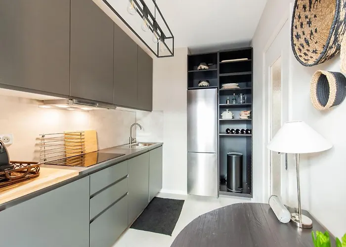 In With Balcony Terrace Апартаменты